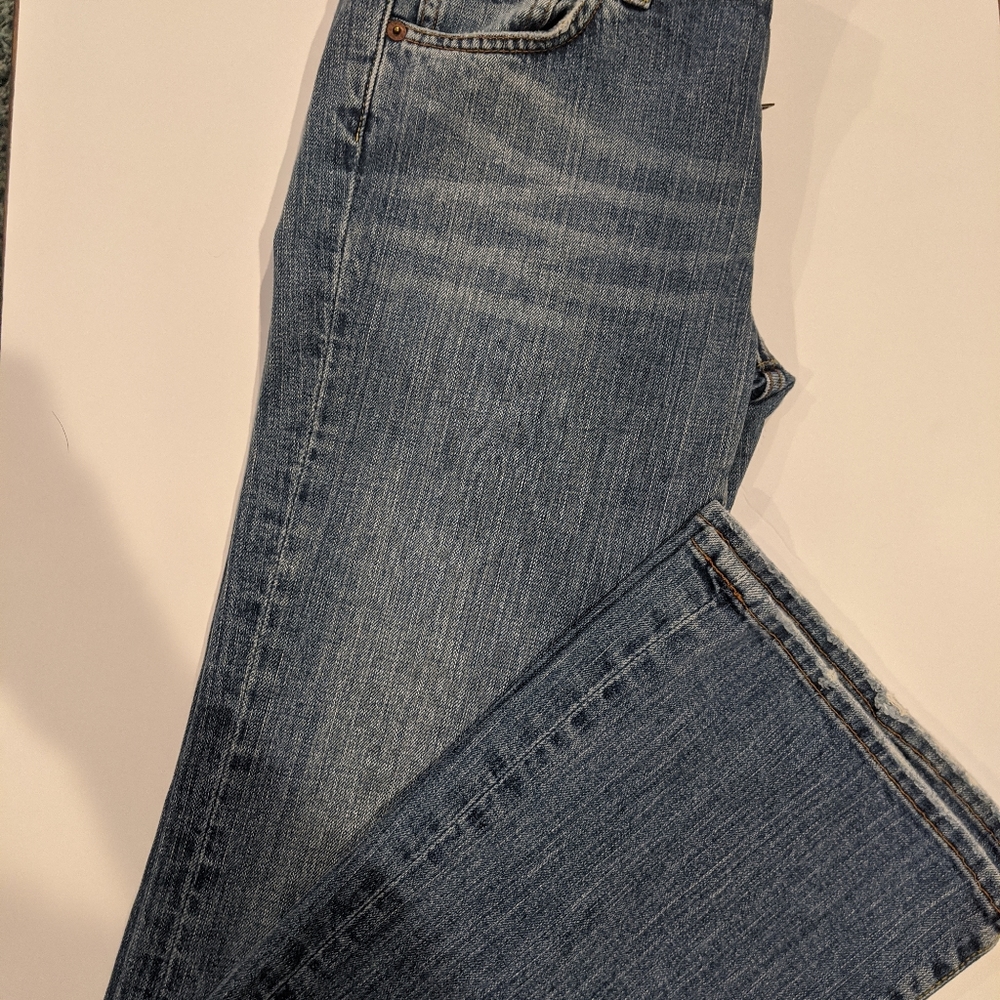 Woman's jeans
